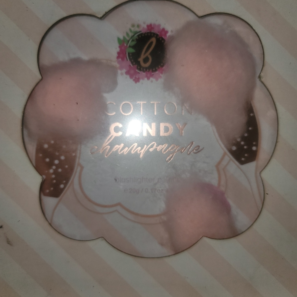 Beauty Bakier cotton candy champagne